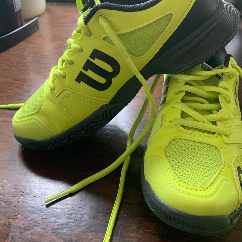 Kids Wilson Neon Size 2 Tennis Shoes